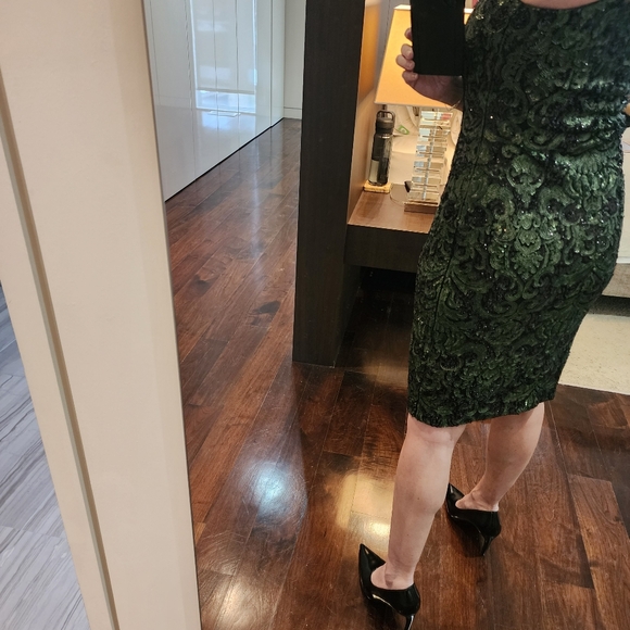 Karen Millen Limited edition sequin cocktail dress - Picture 8 of 10